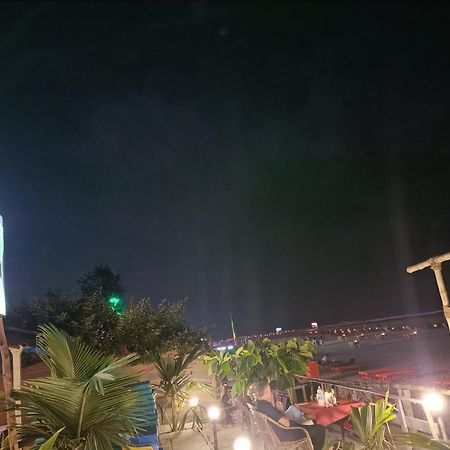 Shantaram Beach Huts อารัมบล ภายนอก รูปภาพ