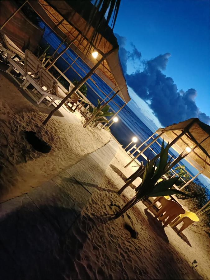Shantaram Beach Huts อารัมบล ภายนอก รูปภาพ